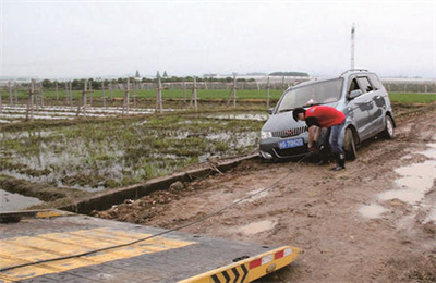 福州抚顺道路救援